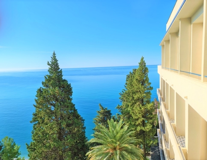 Отель Garden Resort Gagra / Гарден Резорт Гагра