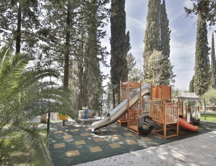 Услуги для детей - Отель Garden Resort Gagra / Гарден Резорт Гагра