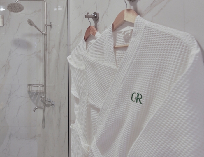 Junior Suite 2-местный 1-комнатный с террасой Side sea view-боковой вид на море - Отель Garden Resort Gagra / Гарден Резорт Гагра