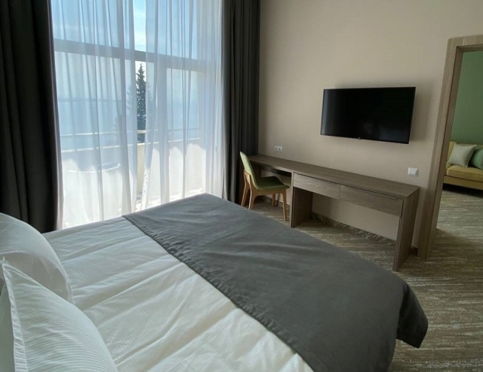 Lux 2-местный 2-комнатный Gagra/Sea view два балкона - Отель Garden Resort Gagra / Гарден Резорт Гагра